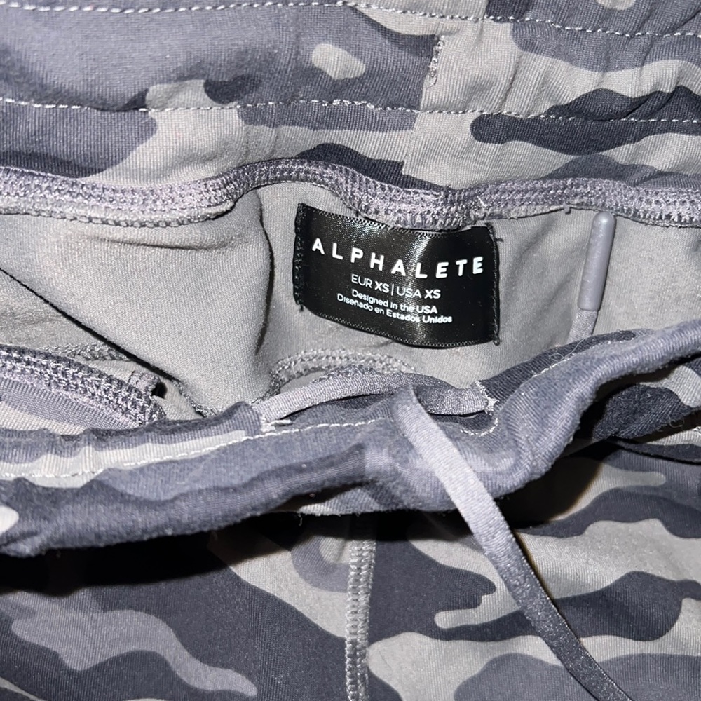 Alphalete Camo joggers - Picture 3 of 5